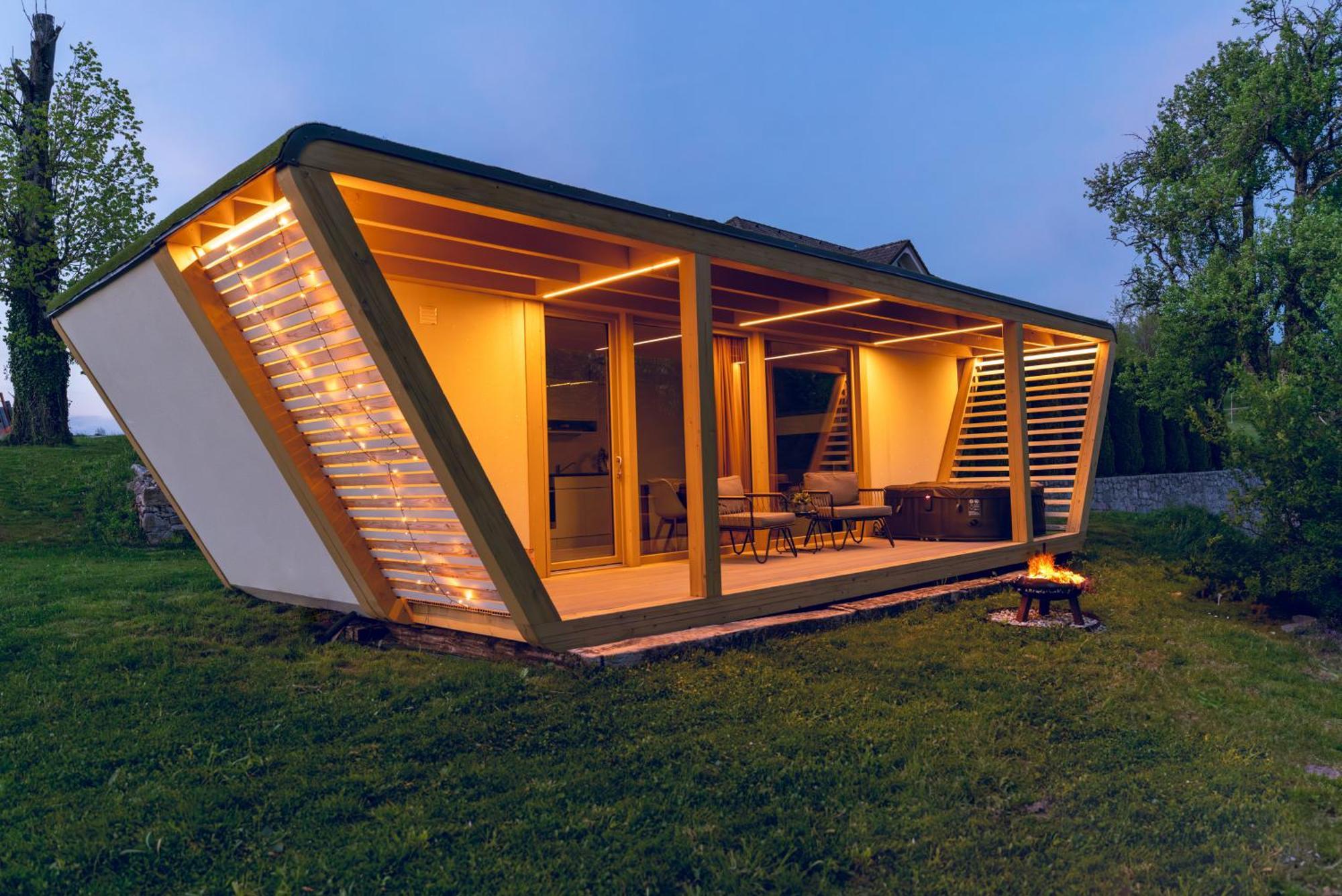 Holiday House Hona Lux Velike Lasce Exterior foto